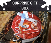 সারপ্রাইজ গিফট বাক্স  ও ফুলের তোরা  (Surprise Gift Box & flower bouquet)